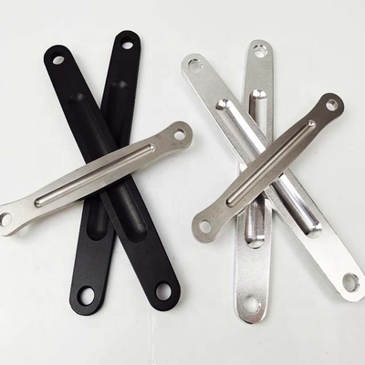 Langlebiger und universeller Stahl 13-5/8&quot; Jacobs Leiter Drei-Loch-Titan-Pins für Sprint-Auto Ersetzen/Reparatur Maßgeschneiderte OE NO