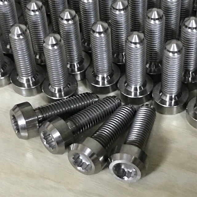6AL-4V Titanlegierung M7*1.0 Split Rim Bolzen für BBS Natürliche Veredelung 24,5mm Versandbereit